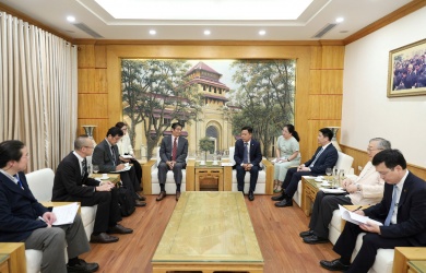 Đào tạo nguồn nhân lực cho công nghiệp bán dẫn là ưu tiên phát triển của Trường ĐH Việt Nhật