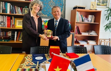 Trường Đại học Y Dược hợp tác với Hệ thống Bệnh viện công Paris