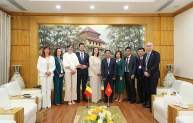 Thúc đẩy hợp tác trong lĩnh vực khoa học, nghiên cứu và đào tạo giữa Việt Nam và Bỉ