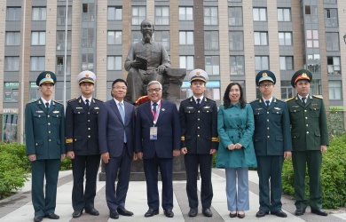 ĐHQGHN tham dự Diễn đàn Kinh tế Quốc tế Saint Petersburg 2025 và thúc đẩy hợp tác chiến lược với các đối tác Nga